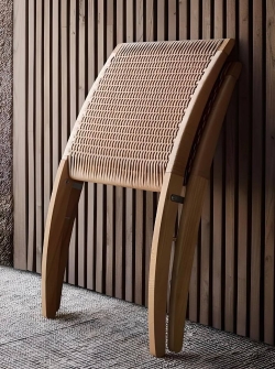 Складне крісло з дерева Allendor світло-коричневе